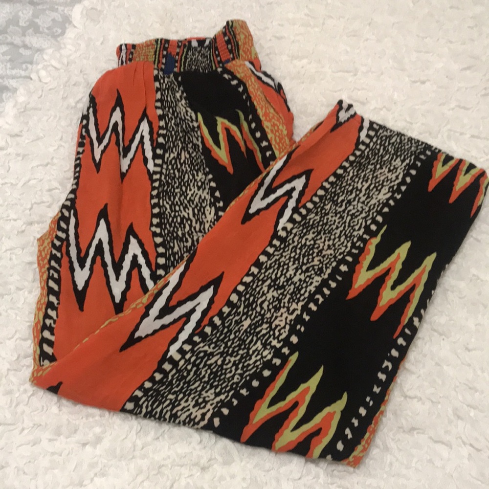 The Sloan Society Boho Chic Pants Straight Leg.  Size Small